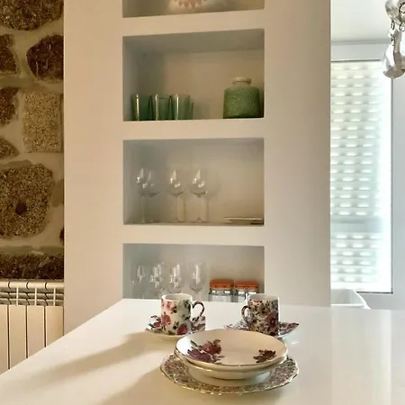 Gorgeous 2br Converted Barn, Serra Da Estrela Vinho (Guarda)
