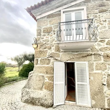 Gorgeous 2br Converted Barn, Serra Da Estrela Vinho (Guarda)