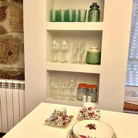 Gorgeous 2br Converted Barn, Serra Da Estrela Vinho (Guarda)
